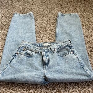 Levi’s Light Wash Denim Jeans